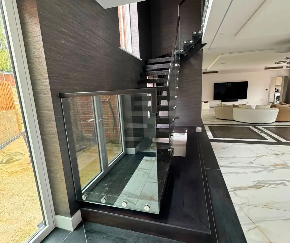 Marble Central Spine Staircase | Celn