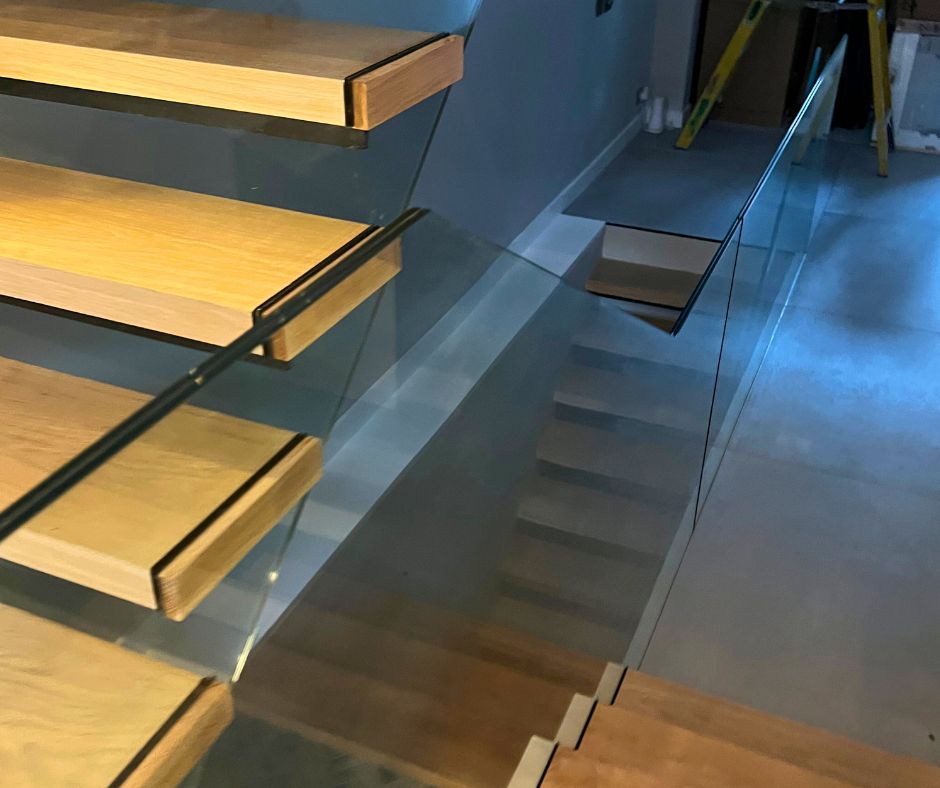 Simple Floating Staircase | Celn
