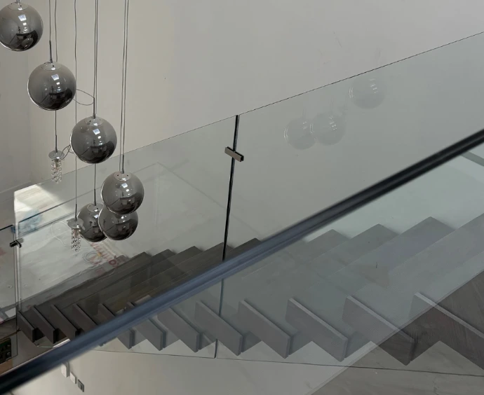 Central Spine Staircase Installation Guide | Celn